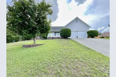 5723 Kingstree Drive, Fayetteville, NC 28304 - Photo 1