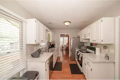 804 Hilton Drive, Fayetteville, NC 28311 - Photo 16