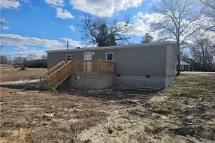 1875 NC-904, Fairmont, NC 28340 - Photo 4