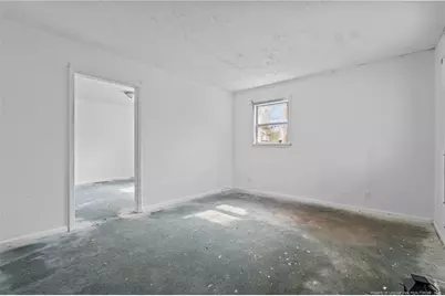 217 S Grove Avenue, Rockingham, NC 28379 - Photo 6