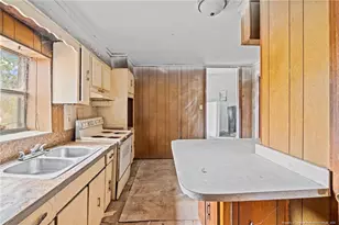 217 S Grove Ave, Rockingham, NC 28379 - Photo 14