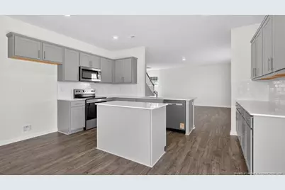 1019 Misty Creek Drive, Aberdeen, NC 28315 - Photo 8