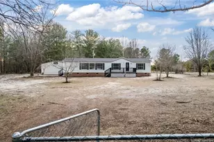 2320 June Johnson Rd, Raeford, NC 28376 - Photo 44