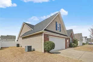 208 Lochwood Dr, Raeford, NC 28376 - Photo 4