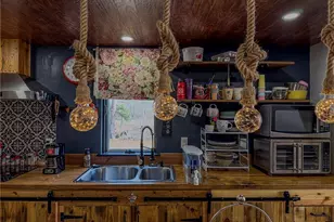 616 Deep Branch Rd, Lumberton, NC 28360 - Photo 8