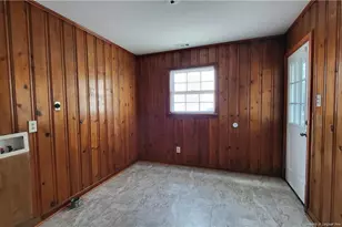 209 E 15th St, Lumberton, NC 28358 - Photo 4