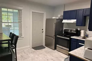 1109 N Chestnut Street N, Lumberton, NC 28358 - Photo 8