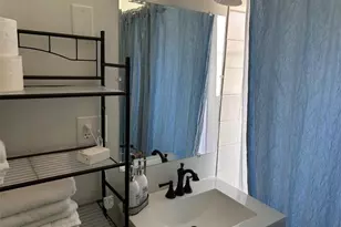 1109 N Chestnut Street N, Lumberton, NC 28358 - Photo 6