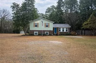 567 Johns Rd, Maxton, NC 28364 - Photo 2