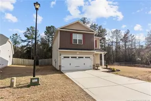 716 Roanoke Dr, Raeford, NC 28376 - Photo 2