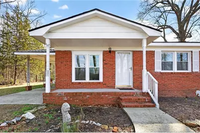 1586 Tom Starling Road, Fayetteville, NC 28306 - Photo 6