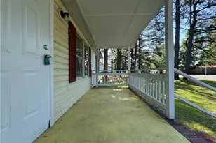 511 Inverary Dr, Raeford, NC 28376 - Photo 4