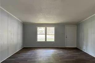 511 Inverary Dr, Raeford, NC 28376 - Photo 8