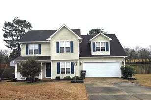 60 Camden Ct, Sanford, NC 27332 - Photo 2