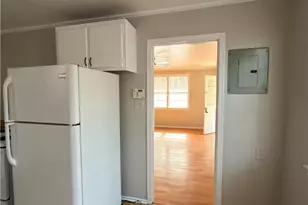 1112 Acorn St, Fayetteville, NC 28303 - Photo 8