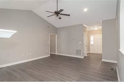 1015 Castle Hayne Road, Fayetteville, NC 28303 - Photo 14