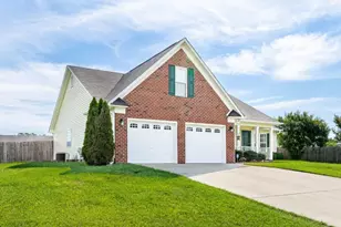 239 Van Buren Dr, Raeford, NC 28376 - Photo 2