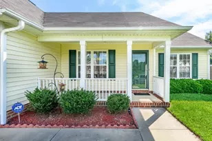 239 Van Buren Dr, Raeford, NC 28376 - Photo 4