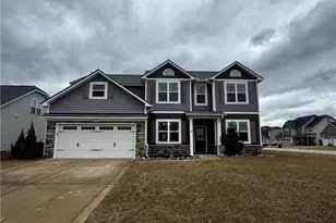 5137 Boxcut Ln, Hope Mills, NC 28348 - Photo 1