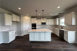 1364 Halibut St, Fayetteville, NC 28312 - Photo 18