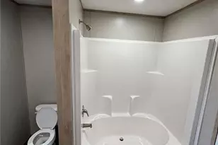 9640 S Chicken Rd, Fairmont, NC 28340 - Photo 22