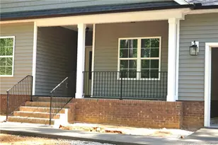 1486 Kentucky Ave, Sanford, NC 27332 - Photo 2