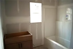 1486 Kentucky Ave, Sanford, NC 27332 - Photo 4