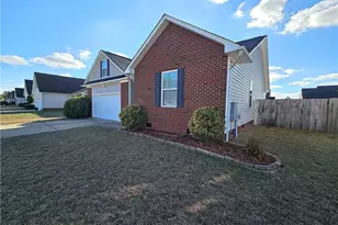 3026 Totley Dr, Fayetteville, NC 28306 - Photo 6