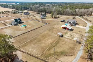 5640 Saddleback Trail, Wade, NC 28395 - Photo 40