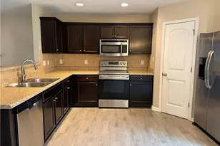 434 New Castle Ln, Spring Lake, NC 28390 - Photo 4