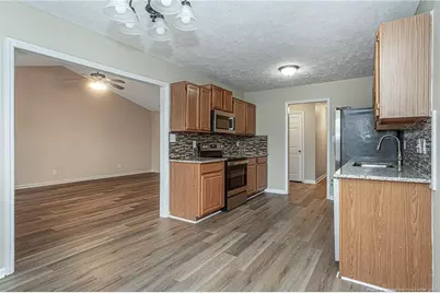 421 Riverwind Drive, Spring Lake, NC 28390 - Photo 10