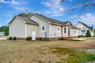 143 Pridgen Rd, Lumberton, NC 28358 - Photo 34