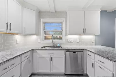 1521 Berkshire Road, Fayetteville, NC 28304 - Photo 10