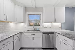 1521 Berkshire Rd, Fayetteville, NC 28304 - Photo 10