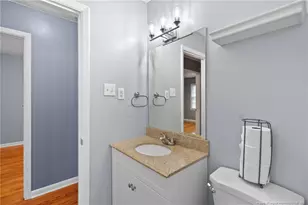 1521 Berkshire Rd, Fayetteville, NC 28304 - Photo 22