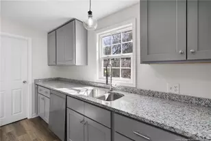 4908 Scales Ct, Fayetteville, NC 28306 - Photo 6