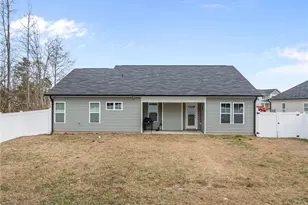 72 Magnolia St, Parkton, NC 28371 - Photo 26