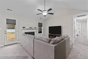 72 Magnolia St, Parkton, NC 28371 - Photo 8