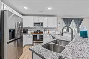 72 Magnolia St, Parkton, NC 28371 - Photo 10