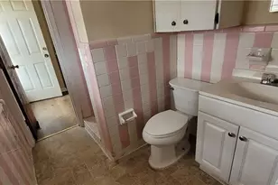 206 Side St, Lumberton, NC 28358 - Photo 14