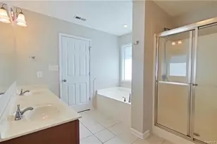 472 Collinwood Dr, Raeford, NC 28376 - Photo 8