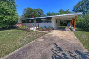 420 Durant Dr, Fayetteville, NC 28304 - Photo 2