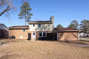 6811 Mangrove Dr, Fayetteville, NC 28314 - Photo 2