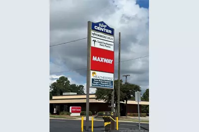 205, 207, 209 W Third Street, Pembroke, NC 28372 - Photo 4