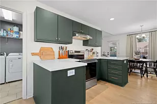 130 Pecan Ln, Aberdeen, NC 28315 - Photo 6