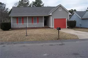 6836 Winthrop Dr, Fayetteville, NC 28311 - Photo 1