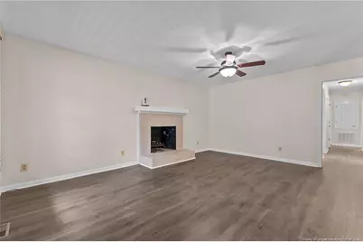 1978 Christopher Way, Fayetteville, NC 28303 - Photo 4