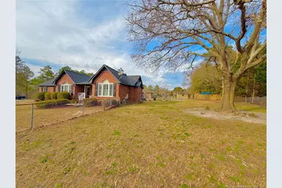 5120 Spruce Street, Hope Mills, NC 28348 - Photo 2