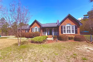 5120 Spruce St, Hope Mills, NC 28348 - Photo 2