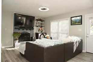 8363 King Rd, Fayetteville, NC 28306 - Photo 12